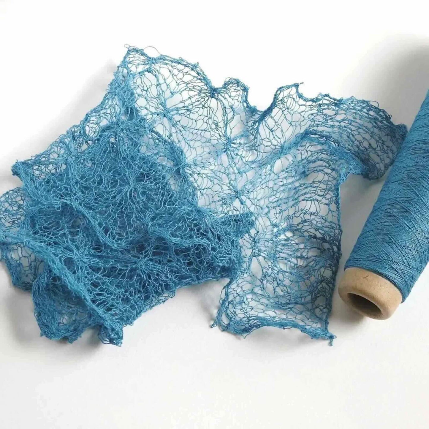 Discover our innovative collection of metal yarns.