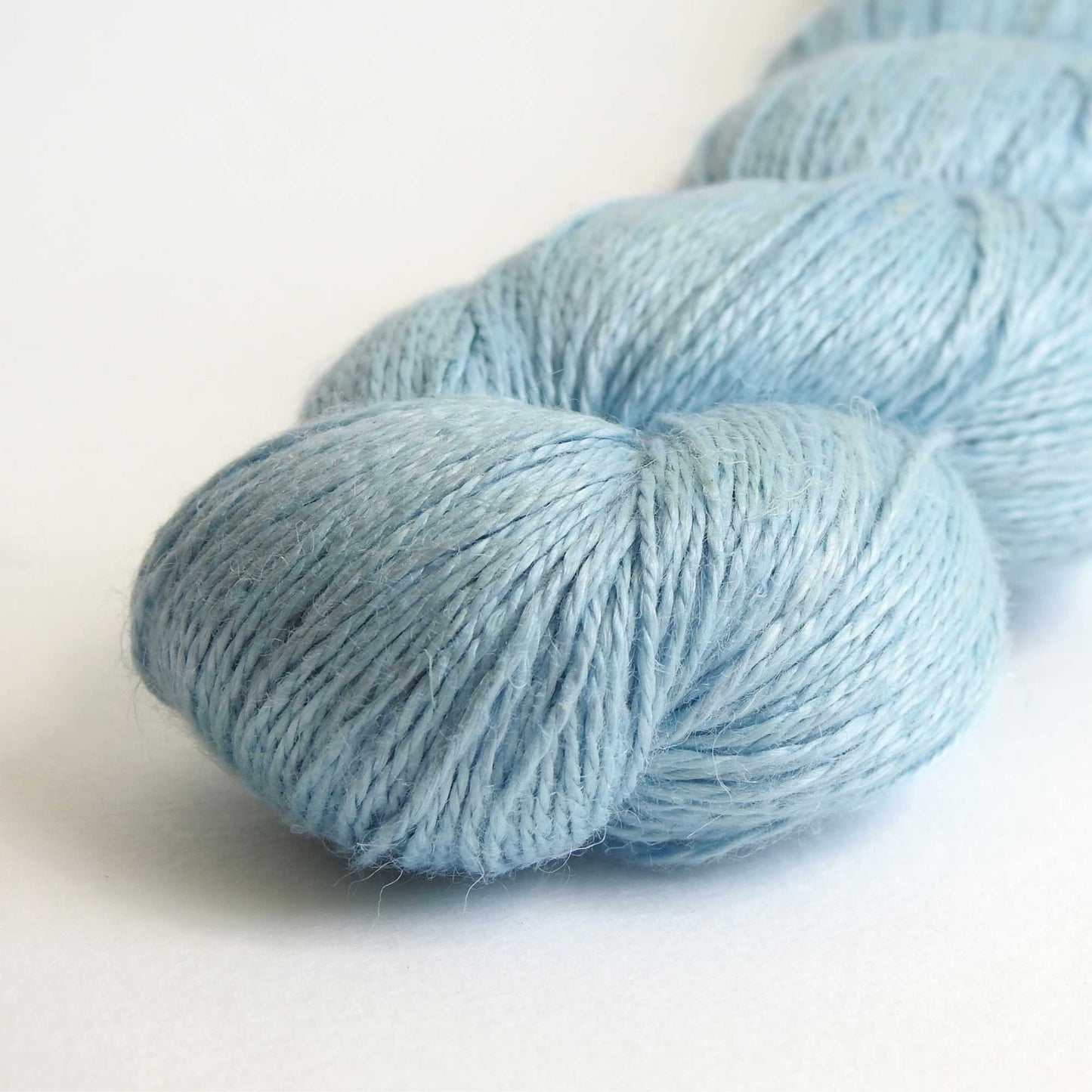 
                  
                    skein of linen yarn in denim. Linen yarn for knitting, weaving, crochet. Natural vegan yarn for summer, baby, socks.
                  
                