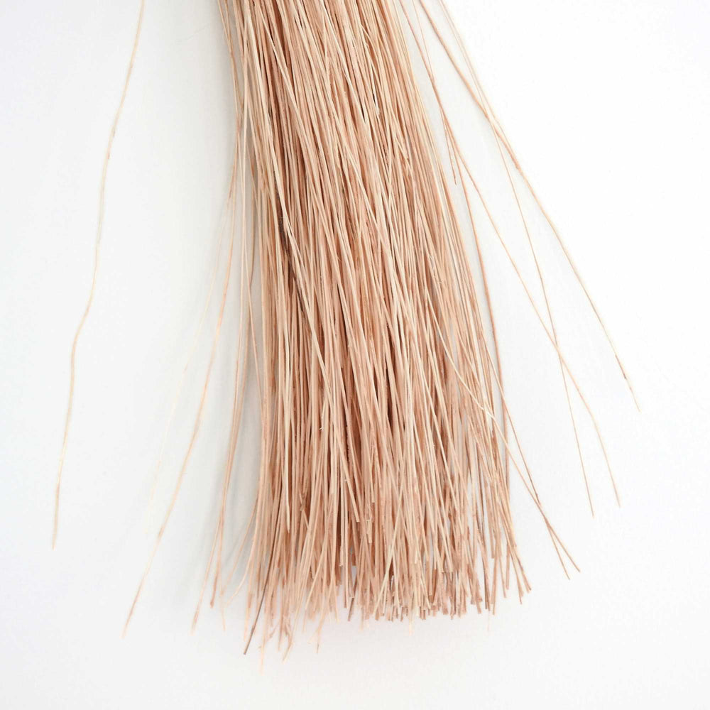 hank of palm fibre for baskets, mats, hats, decor.strong, natural, sustainable. natural fibre