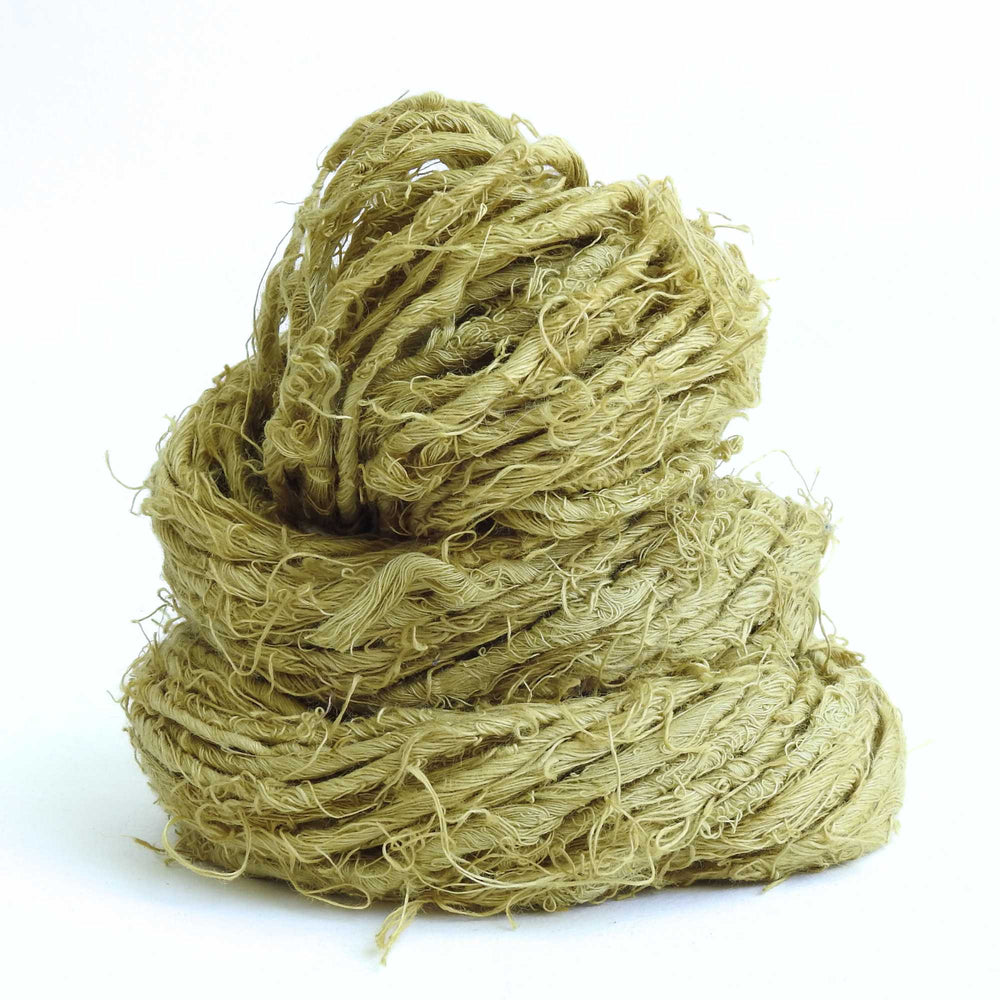 
                      
                        Ball of chunky yarn in Pepperstem. A thick yarn hand crafted from recycled linen material. A recycled yarn for blankets, macrame, scarves, hats, bags. Sustainable eco friendly vegan yarn. Sustainable yarn australia.
                      
                    