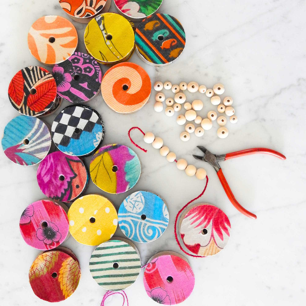
                  
                    Reels of fairtrade craft wire for beading, craft, amigumuri, flowers, headbands, jewelry. Cloth covered flexible wire. Handmade using upcycled cotton saris. 
                  
                