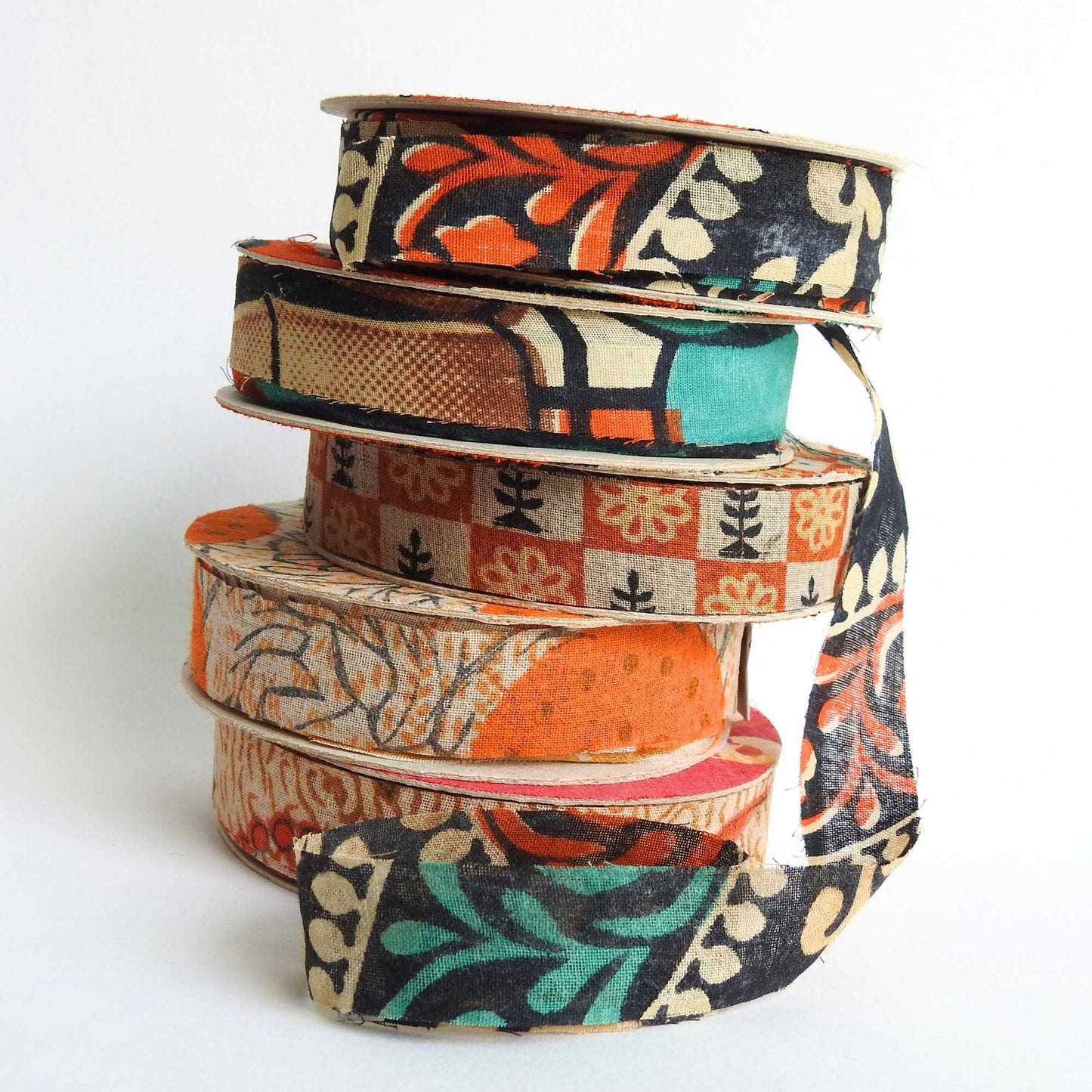 Maya Riviera - Recycled Sari Silk Ribbon - Fair Trade — Beesybee