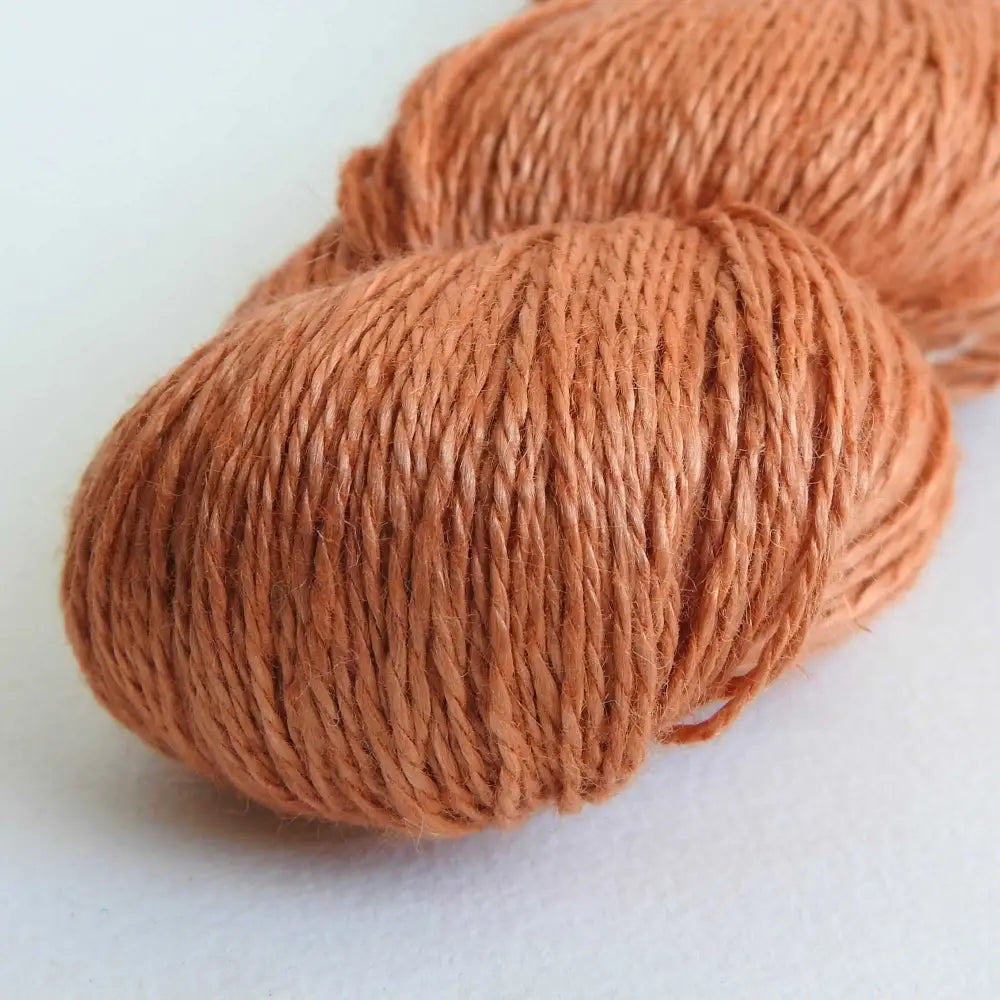 
                  
                    skein of linen yarn in caramel. Linen yarn for knitting, weaving, crochet. Natural vegan yarn for summer, baby, socks.
                  
                