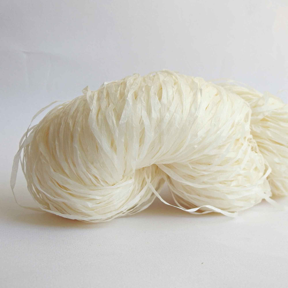 
                  
                    Skein of Shosenshi Linen paper yarn in White. For Weaving, Knitting, Crochet. 100% Linen with a delicate viscose sizing. Habu Textiles Shosenshi Linen Paper N-25
                  
                